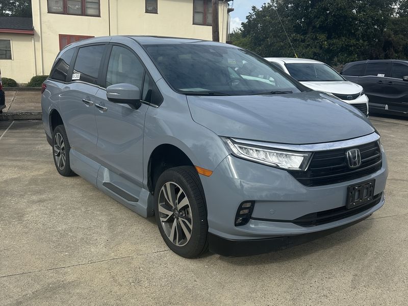Used 2023 Honda Odyssey